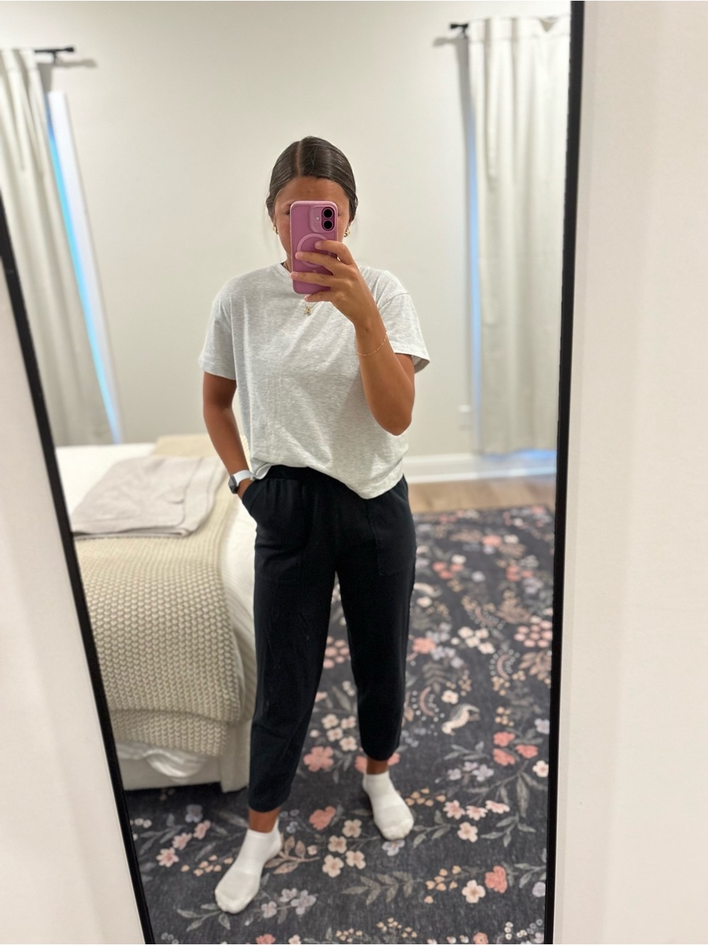 Vuori Mackenzie Washed Black Pants Size xs